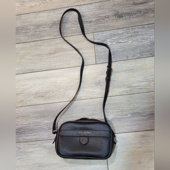 Marc Jacobs Black Crossbody Bag - Picture 1 of 11